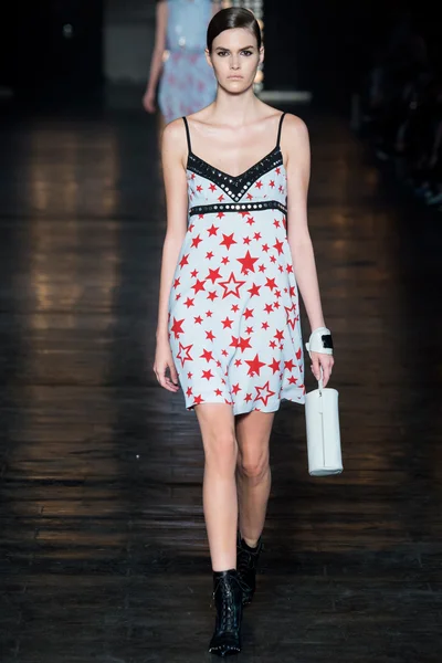 Look 26